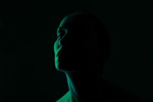 肌負担を減らすための効果的なステップケアは？